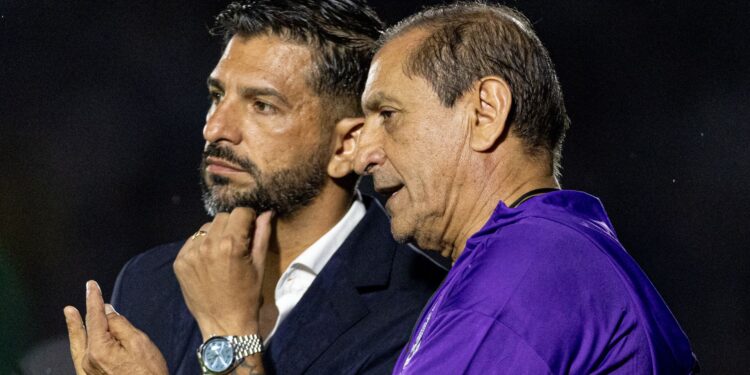 Emiliano e Ramón Díaz, do Corinthians.
