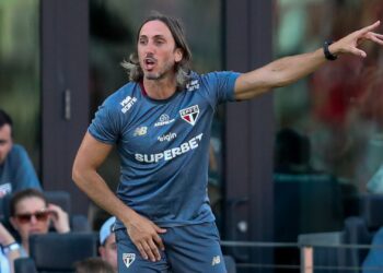 Luis Zubeldía, técnico do São Paulo.