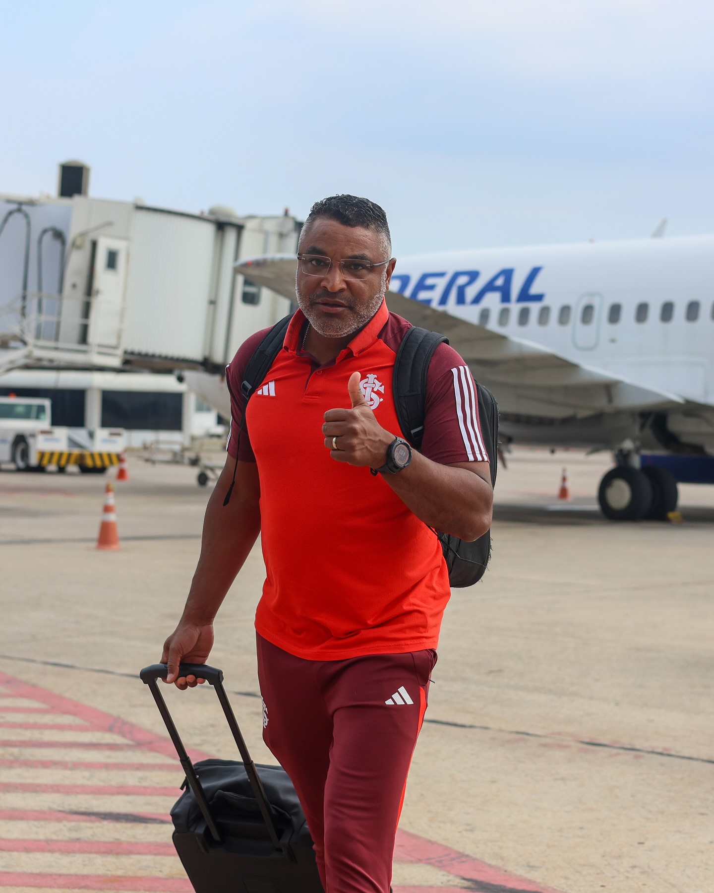 Técnico Roger Machado - Fonte: @scinternacional