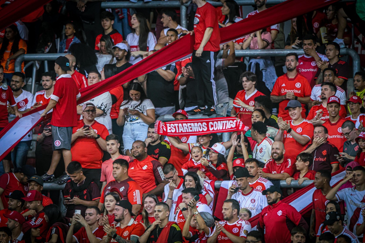 Torcida do Internacional - Fonte: @scinternacional