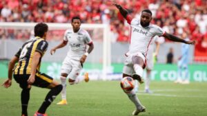 Volta Redonda x Flamengo em campo.