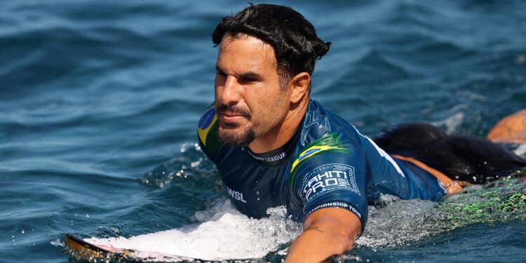 Primeira etapa do ano da WSL é adiada, em Pipeline