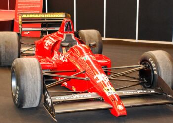 As piores equipes da história da F1: Times que nunca conseguiram pontuar!