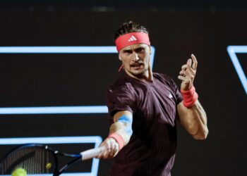 Zverev em ação no Rio Open.