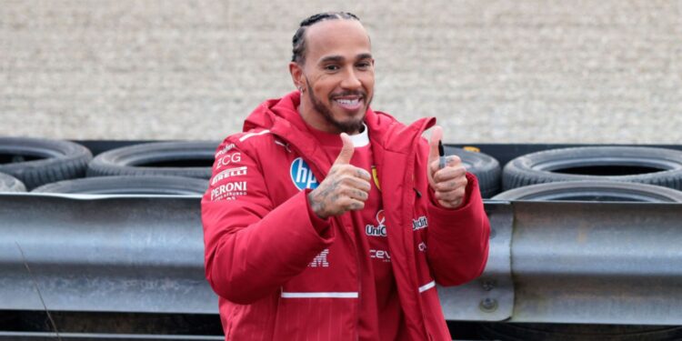 Hamilton em Maranello.