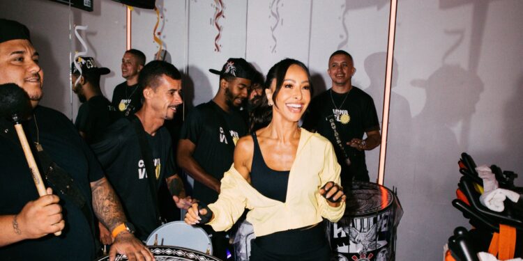 Sabrina Sato nova embaixadora da Velocity
