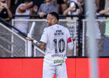 Neymar brilha em Limeira pelo Paulistão.