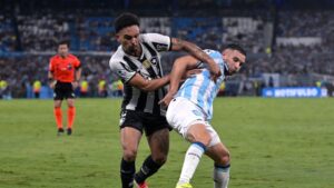 Botafogo e Racing decidem a Recopa.