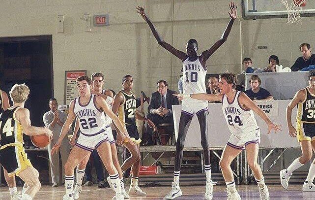 Foto do Manute Bol \ Créditos: Instagram - @thelifeofmanutebol
