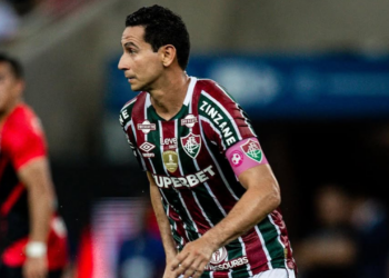 Fluminense anuncia retorno de Ganso aos gramados