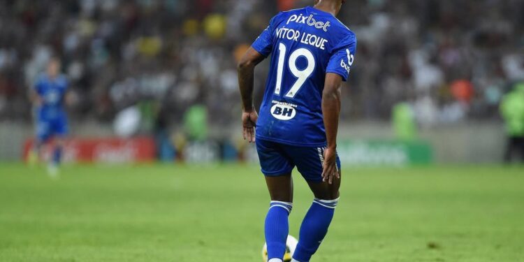Curtidas polêmicas no passado! Ex-Cruzeiro acerta com time de São Paulo