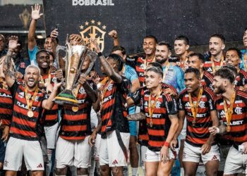 Flamengo está no topo! Veja como os clubes Brasileiros estão arrecadando em 2025