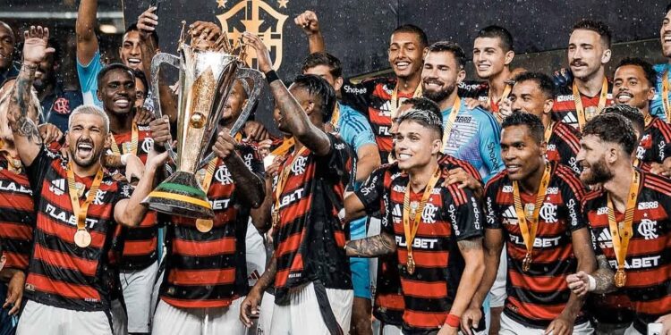 Flamengo está no topo! Veja como os clubes Brasileiros estão arrecadando em 2025