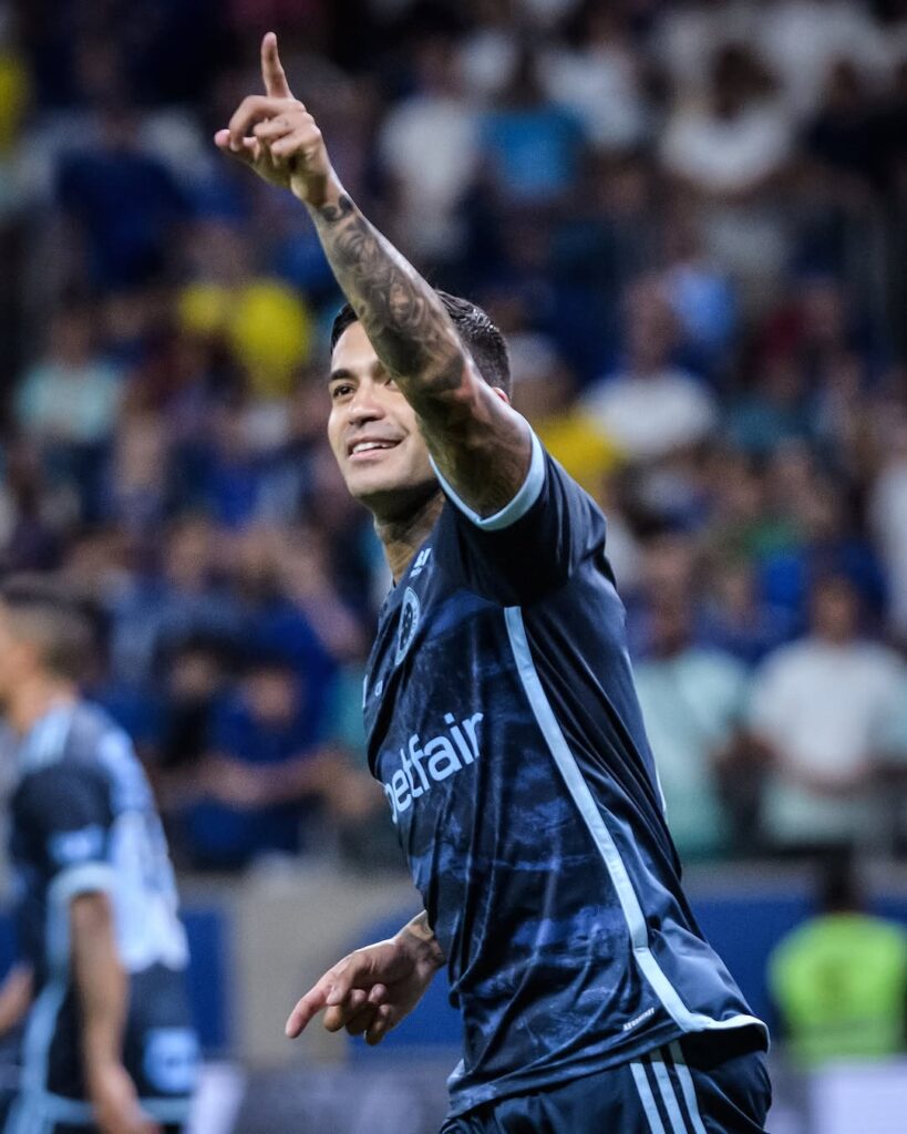 Culpa de Gabigol? Dudu Responde Com Intensidade Sobre Expulsão em Cruzeiro x Atlético!