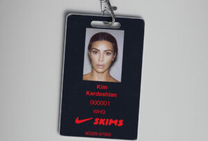 Nike e Kim Kardashian? A parceria que fez as ações dispararem!