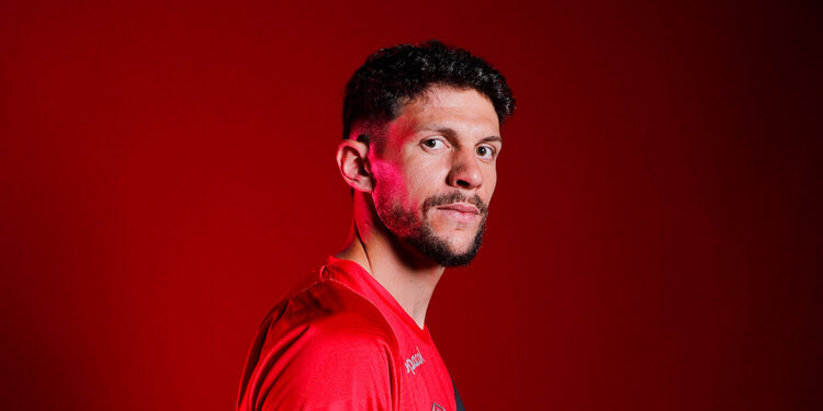 Athletico-PR anuncia contratação do zagueiro Tobias Figueiredo do Fortaleza