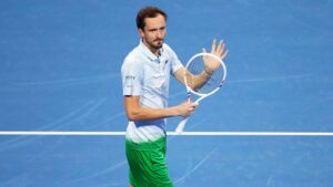 Medvedev no ATP de Dubai.