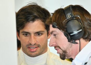 Carlos Sainz demonstra otimismo com trabalho da Williams na F1