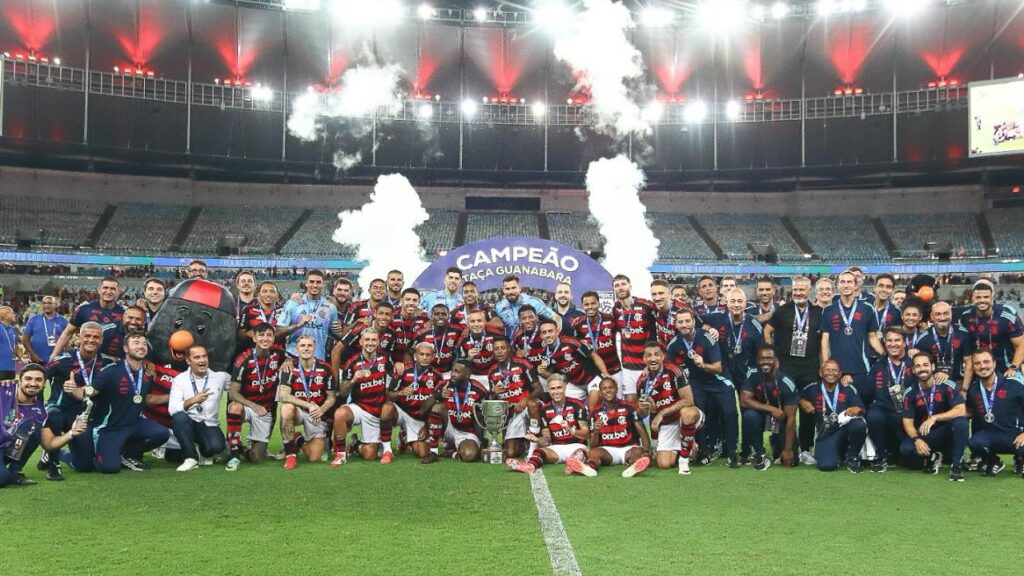Filipe Luís bate recorde impressionante no Flamengo após o título da Taça Guanabara