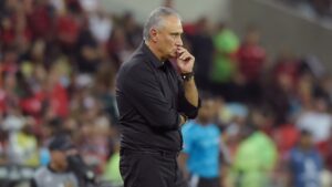 Tite é cotado no mercado da bola.