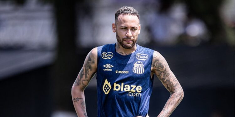 Neymar treinando pelo Santos no CT Rei Pelé