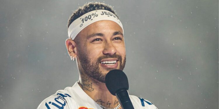 Neymar sendo apresentado à torcida do Santos