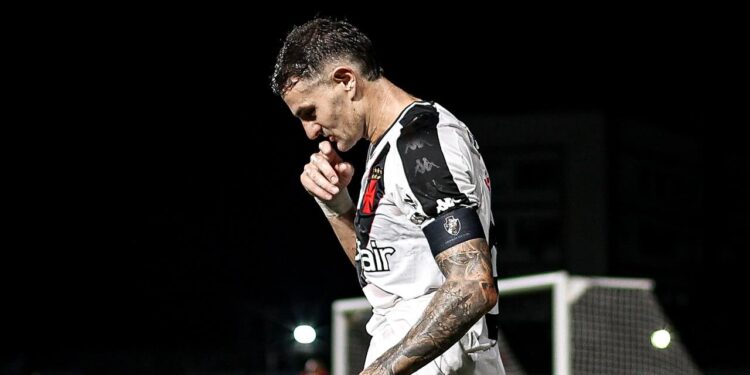 FERJ muda horário do clássico entre Flamengo e Vasco no Maracanã