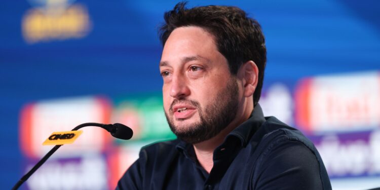 Seleção Brasileira é convocada por Arthur Elias.