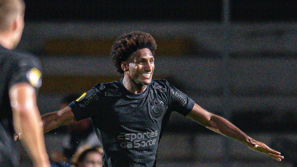 New York City pressiona, e o futuro de Talles Magno no Corinthians está em risco