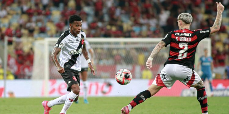 Vasco x Flamengo no Campeonato Carioca.