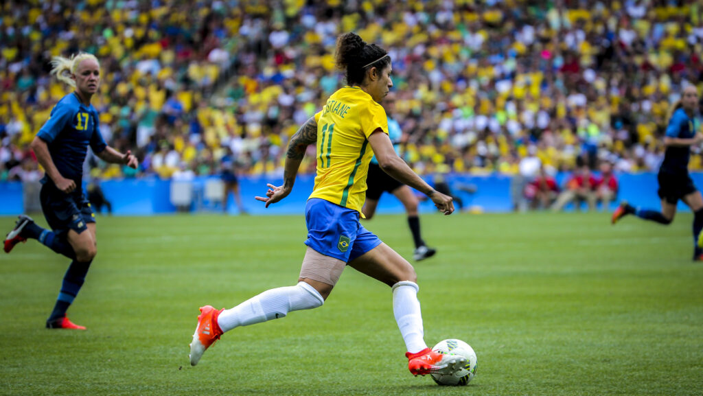 Os maiores públicos da história do futebol feminino