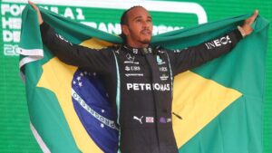 Como a FIA premia os campeões mundiais da Fórmula 1