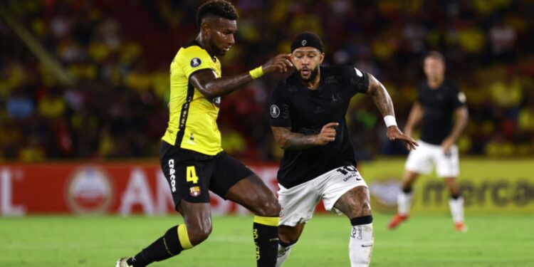 Lance de partida entre Barcelona-EQU e Corinthians