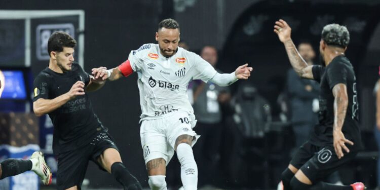 Lance de partida entre Corinthians e Santos, válida pelo Paulistão 2025