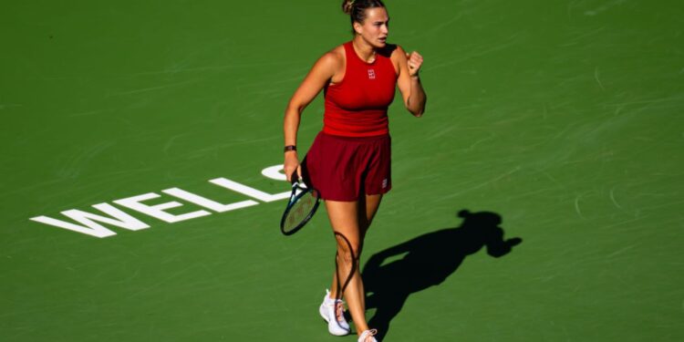 Aryna Sabalenka, tenista bielorussa, durante partida contra Lucia Bronzetti