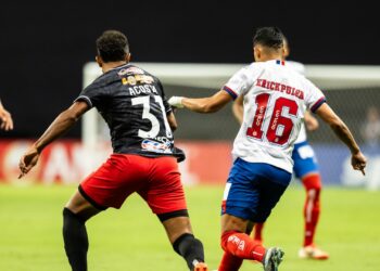 Lance de partida entre Bahia e Boston River-URU
