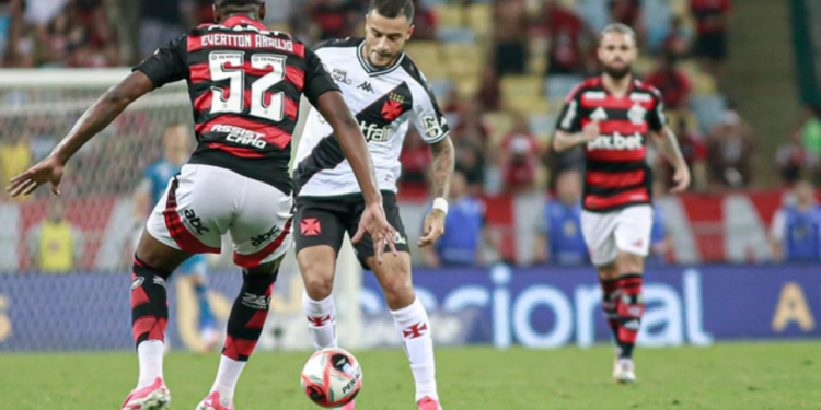 Relembre o último jogo de Vasco e Flamengo no Nilton Santos