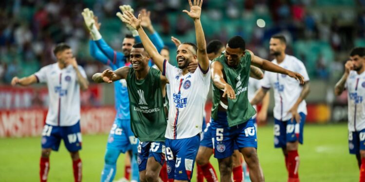 Jogadores comemoram a classificação do Bahia na Libertadores