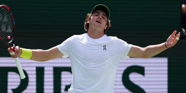 João Fonseca durante sua estreia em Indian Wells
