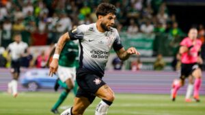 Yuri Alberto em ação contra o Palmeiras