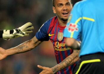 Os jogadores de futebol com mais títulos do mundo que você precisa conhecer!
