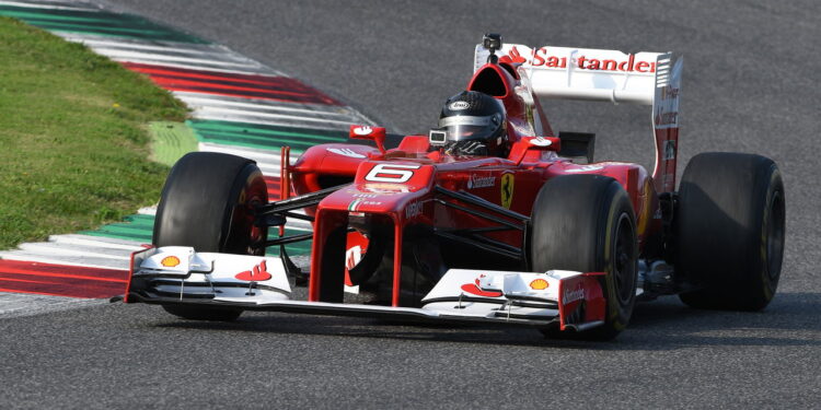 Esse filme mostra a história da Ferrari, uma das maiores equipes da história