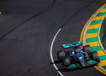 Quantas pessoas são necessárias para um pit stop na Fórmula 1? Veja agora!