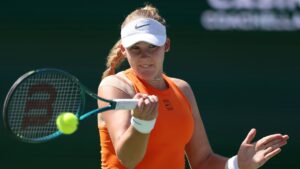 Andreeva vence Sabalenka na final de Indian Wells.