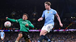 City vence Plymouth na Copa da Inglaterra.