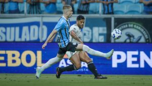Grêmio x Atlético-MG no Brasileirão 2025.