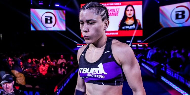 Ilara Joanne é mais uma brasileira confirmada no GP da PFL deste ano — Foto: Divulgação/Bellator