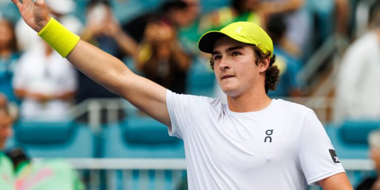João Fonseca abre o jogo após eliminação no Miami Open.