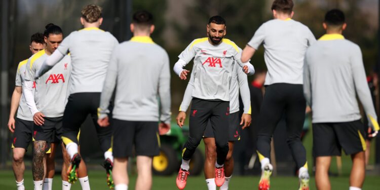 Liverpool x PSG será definido na Champions League 2024/2025.