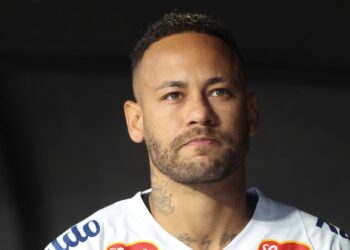 Neymar abre o jogo sobre ausência em decisão do Santos contra o Corinthians no Paulistão.